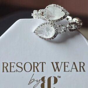 BP RESORT WEAR RG58000 CALISTA LUNA
LAB CREATED WHITE QUARTZ SILVER PLATING SZ 8